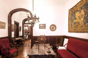 Maison Depla with rooftop, Jacuzzi, pool, and BBQ